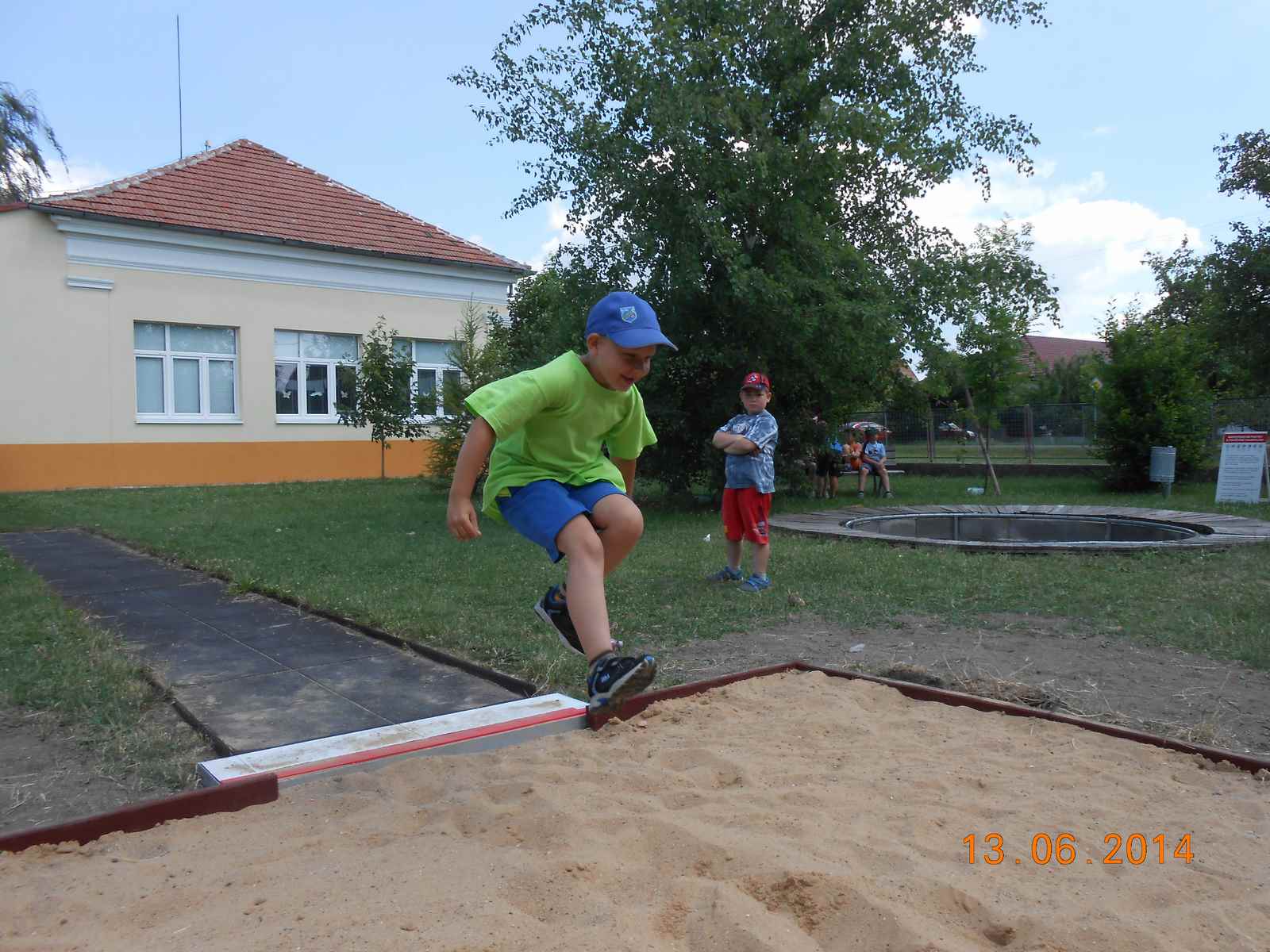 Atletika Hořátev 13.6 (53)